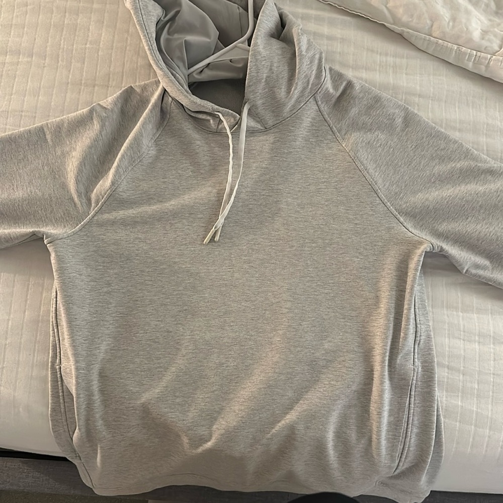 Lululemon men athletic sweatshirt